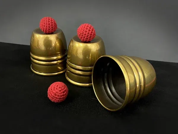 Super Cups and Balls (Brass/Aged) by Oliver Magic - Image 4